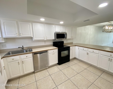 325 Tangle Run Boulevard - Photo Thumbnail 5