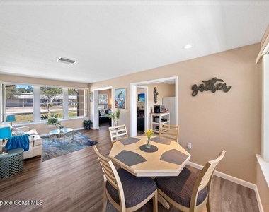475 Coral Drive - Photo Thumbnail 5