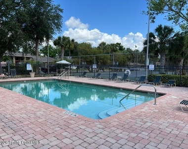 3585 Sable Palm Lane - Photo Thumbnail 10