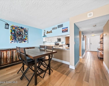 3220 River Villa Way - Photo Thumbnail 19