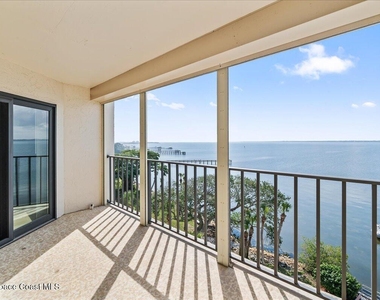 3220 River Villa Way - Photo Thumbnail 20