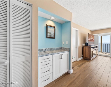 3220 River Villa Way - Photo Thumbnail 8
