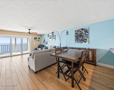 3220 River Villa Way - Photo Thumbnail 17