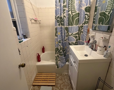 326 West 83 Street - Photo Thumbnail 2