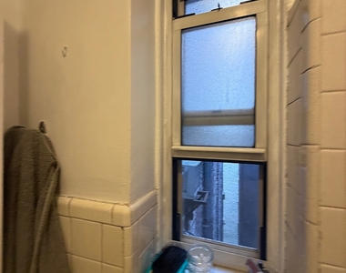 326 West 83 Street - Photo Thumbnail 5