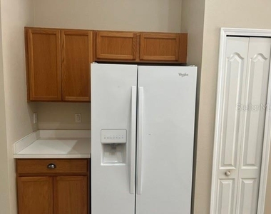 5038 Ayrshire Drive - Photo Thumbnail 4