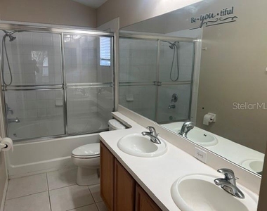 5038 Ayrshire Drive - Photo Thumbnail 8