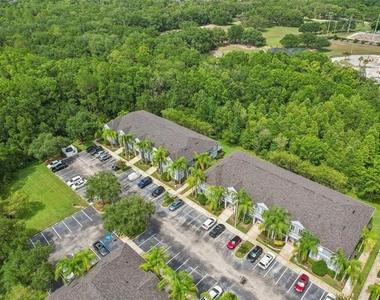 18181 Paradise Point Drive - Photo Thumbnail 11