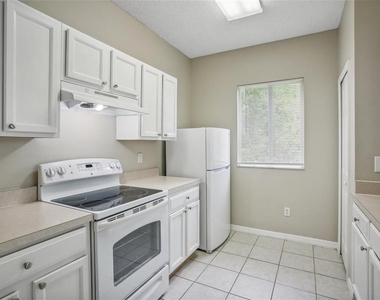 18181 Paradise Point Drive - Photo Thumbnail 40