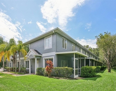 18181 Paradise Point Drive - Photo Thumbnail 2