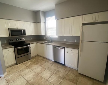 4009 Sand Palm Court - Photo Thumbnail 2