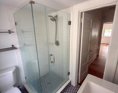 1416 Locust Street Ne - Photo Thumbnail 7