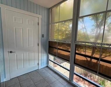 2302 S Manhattan Avenue - Photo Thumbnail 13