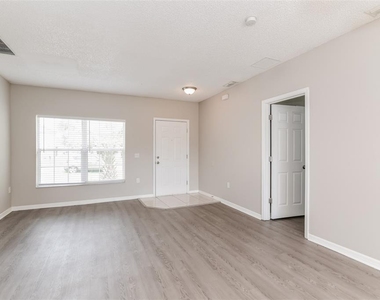 232 Cobalt Drive - Photo Thumbnail 2