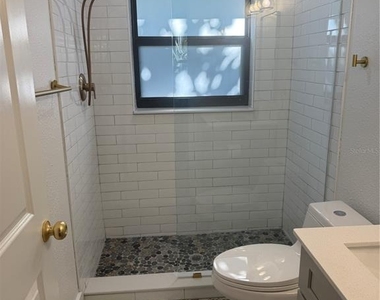 3000 Karen Avenue - Photo Thumbnail 9