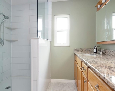 5605 78th Avenue E - Photo Thumbnail 18