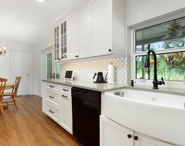 5605 78th Avenue E - Photo Thumbnail 14
