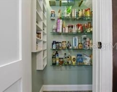 508 Ashley Drive - Photo Thumbnail 4
