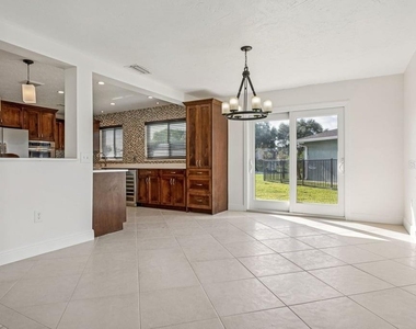 3734 Topsail Trail - Photo Thumbnail 12