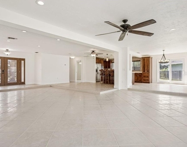 3734 Topsail Trail - Photo Thumbnail 8