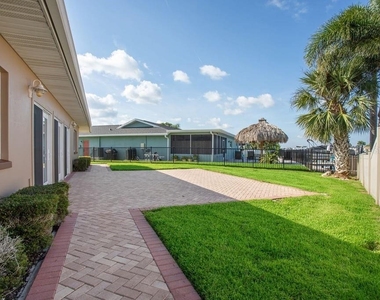 3734 Topsail Trail - Photo Thumbnail 2