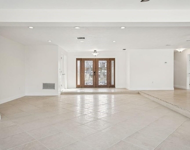 3734 Topsail Trail - Photo Thumbnail 6