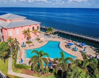184 Pompano Drive Se - Photo Thumbnail 46