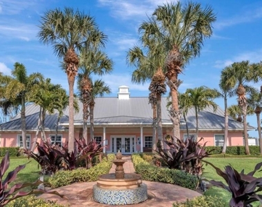 184 Pompano Drive Se - Photo Thumbnail 43