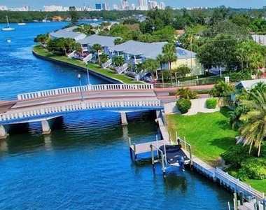 184 Pompano Drive Se - Photo Thumbnail 18
