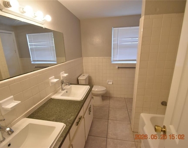 8720 Flame Vine Avenue - Photo Thumbnail 36