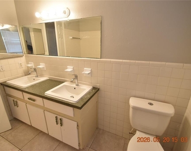 8720 Flame Vine Avenue - Photo Thumbnail 38