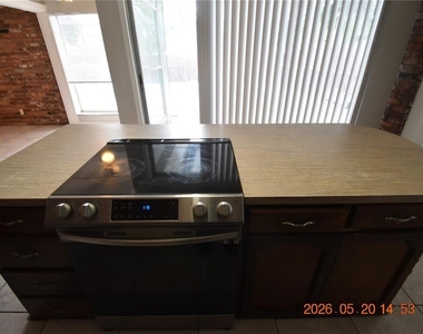 8720 Flame Vine Avenue - Photo Thumbnail 18