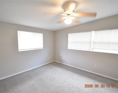 8720 Flame Vine Avenue - Photo Thumbnail 28