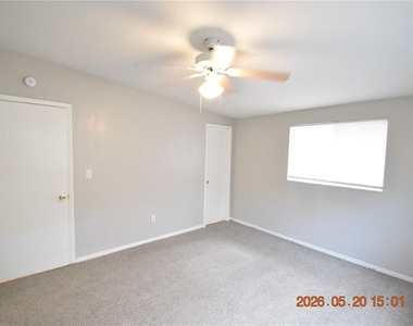8720 Flame Vine Avenue - Photo Thumbnail 31