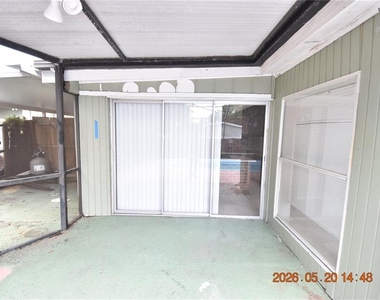 8720 Flame Vine Avenue - Photo Thumbnail 46