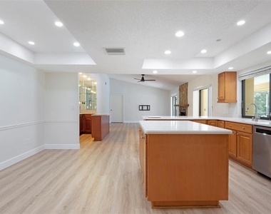 3119 Hyde Park Drive - Photo Thumbnail 22