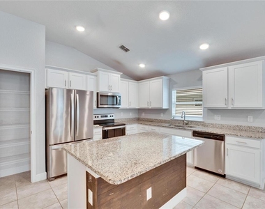 14525 Scottburgh Glen Drive - Photo Thumbnail 21