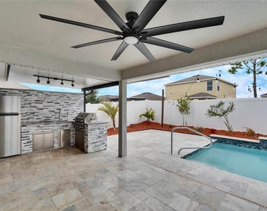 14525 Scottburgh Glen Drive - Photo Thumbnail 37