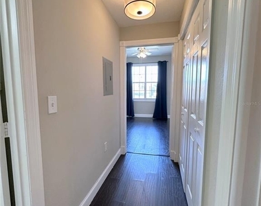 501 Knights Run Avenue - Photo Thumbnail 12