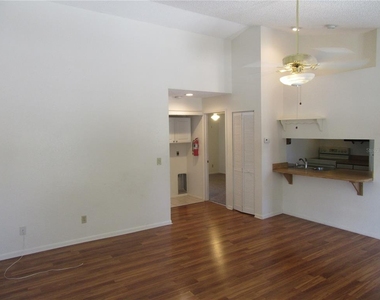 8423 Seminole Blvd - Photo Thumbnail 23
