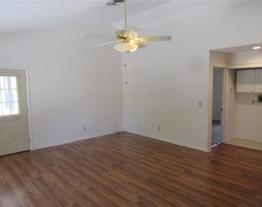 8423 Seminole Blvd - Photo Thumbnail 28