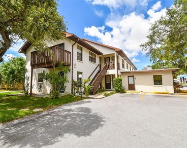 8423 Seminole Blvd - Photo Thumbnail 15