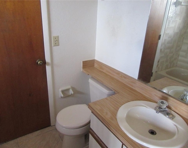 8423 Seminole Blvd - Photo Thumbnail 39
