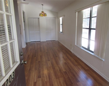 8423 Seminole Blvd - Photo Thumbnail 22