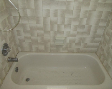 8423 Seminole Blvd - Photo Thumbnail 37