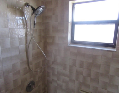 8423 Seminole Blvd - Photo Thumbnail 38