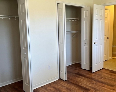 532 Jasmine Way - Photo Thumbnail 24