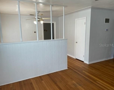 888 14th Avenue S - Photo Thumbnail 3