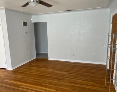 888 14th Avenue S - Photo Thumbnail 2