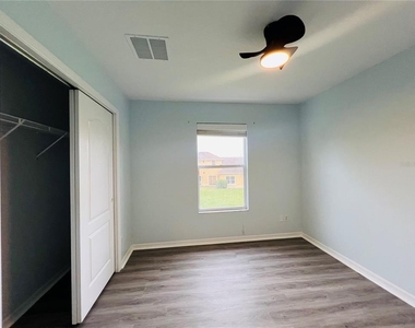 9096 Iron Oak Avenue - Photo Thumbnail 12